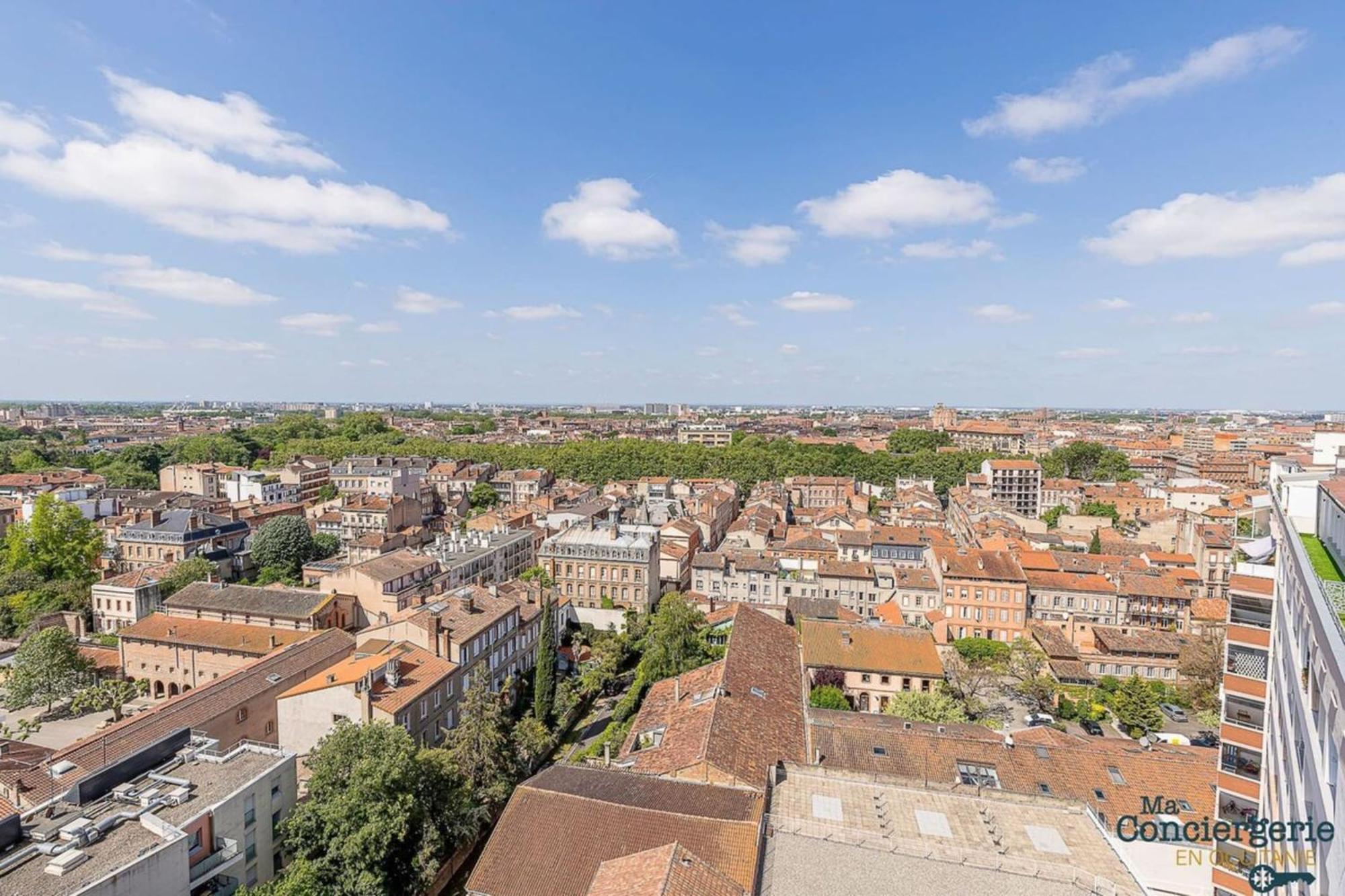 Montaudran Place Dupuy - Vue Panoramique -Metro Toulouse Extérieur photo